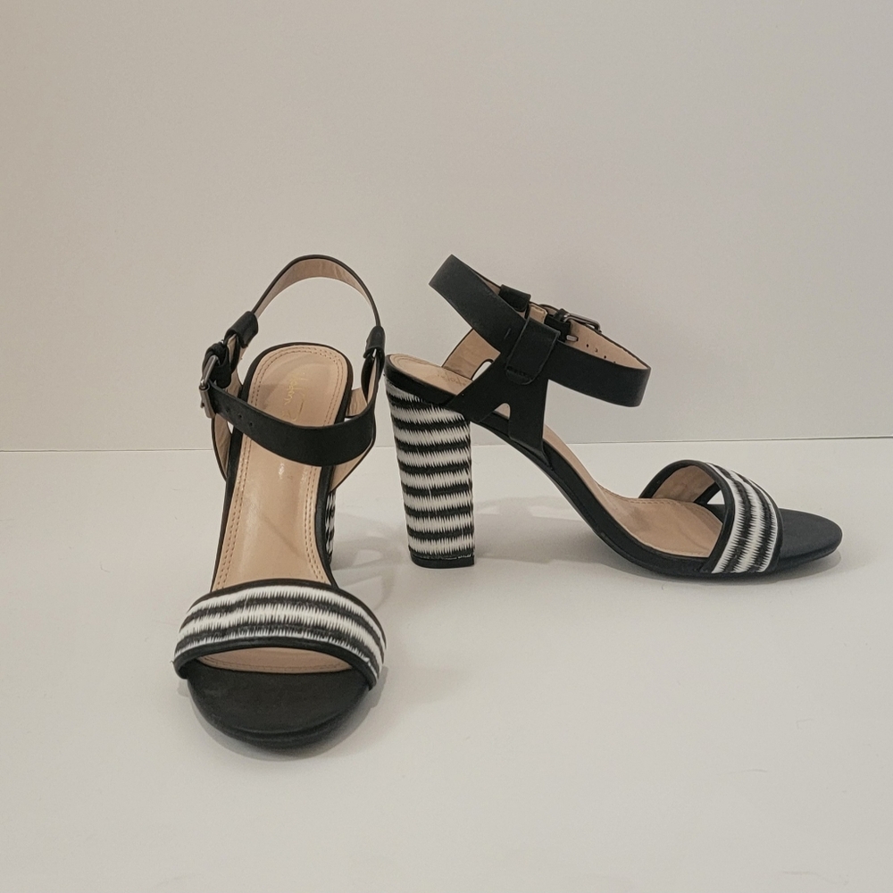 NEW Vici Collection Carnival Woven Striped Heeled Sandal